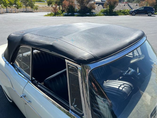 Studebaker-Lark-1960-White-10