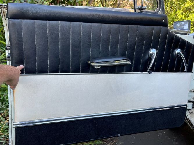 Studebaker-Lark-1960-White-20