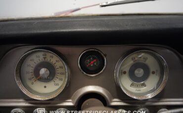 Studebaker-Lark-1962-Red-Gray-4