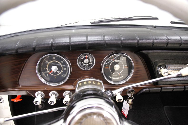 Studebaker-Other-1962-White-Black-ampamp-White-40
