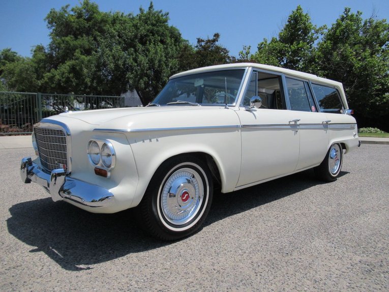 Studebaker-Wagonaire-1963-Ermine-White-Blue