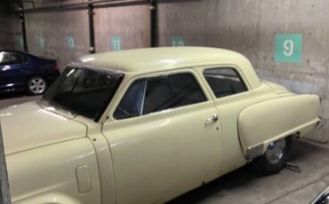 Studebaker-champion-1951-yellow-3