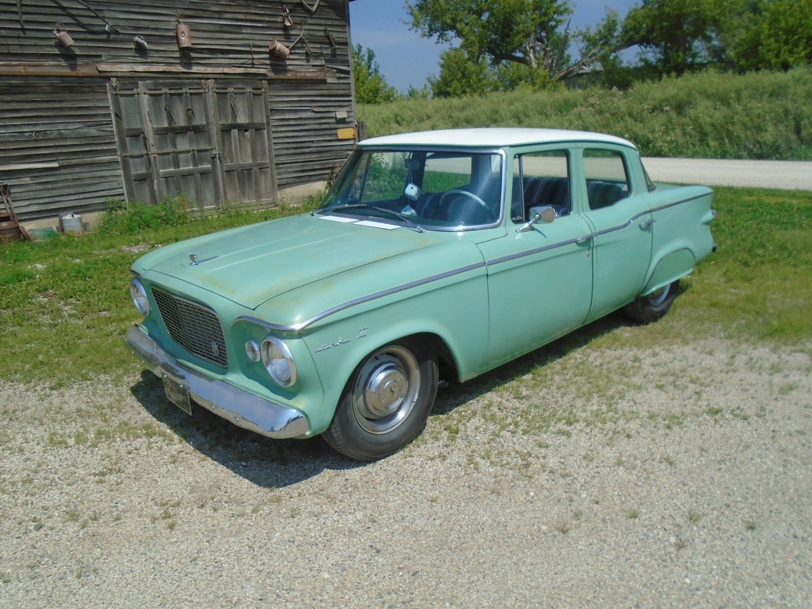 Studebaker-lark-6-1961-Sedan-1