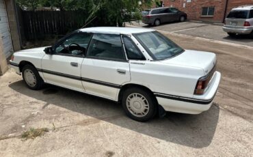 Subaru-Legacy-1990-white
