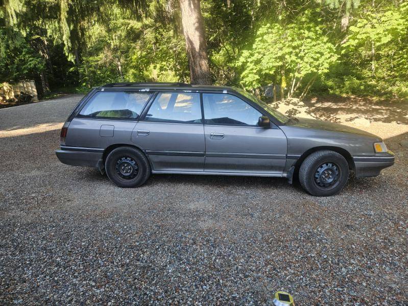 Subaru-Legacy-wagon-1991-silver-12