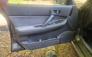 Subaru-Legacy-wagon-1991-silver-6