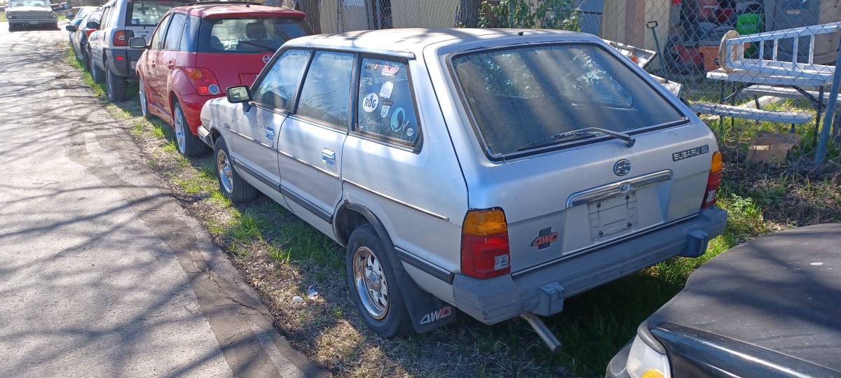 Subaru-gl-1984-silver-2
