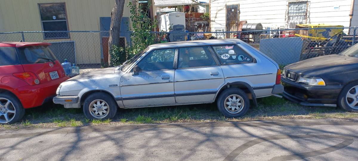 Subaru-gl-1984-silver