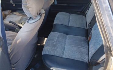 Subaru-gl-1984-silver-7