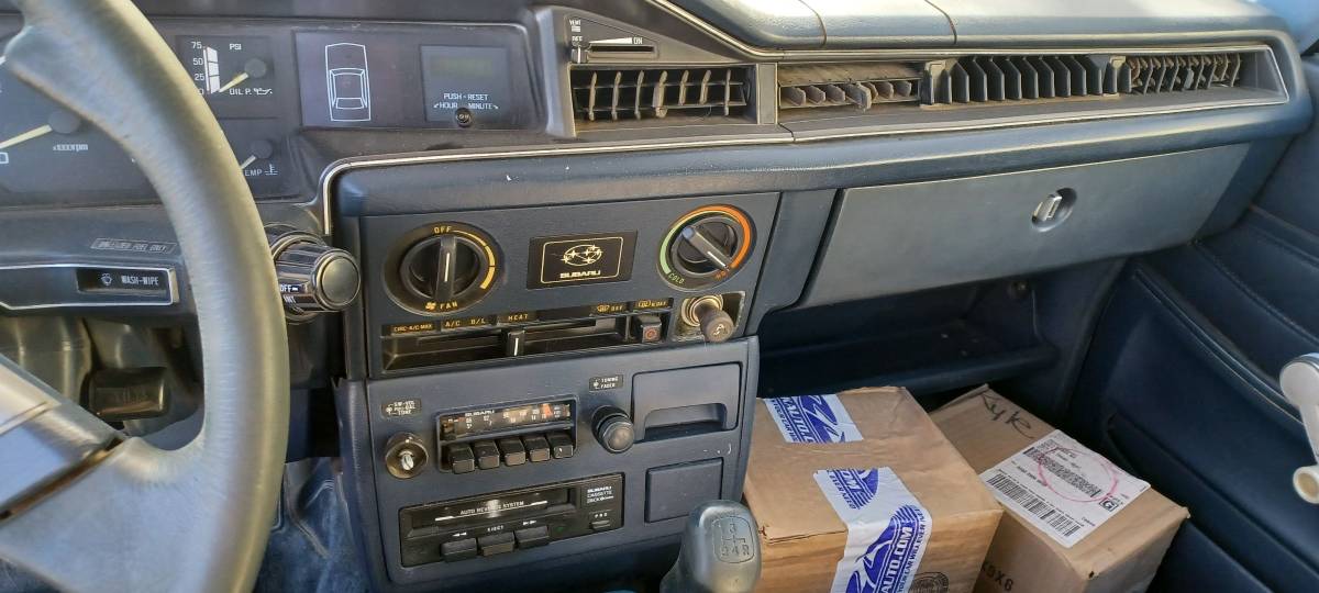Subaru-gl-1984-silver-9