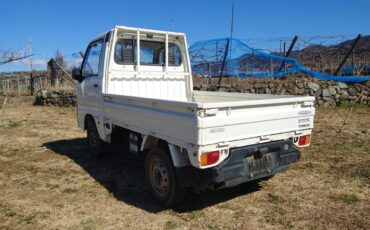 Subaru-sambar-1995-white-1