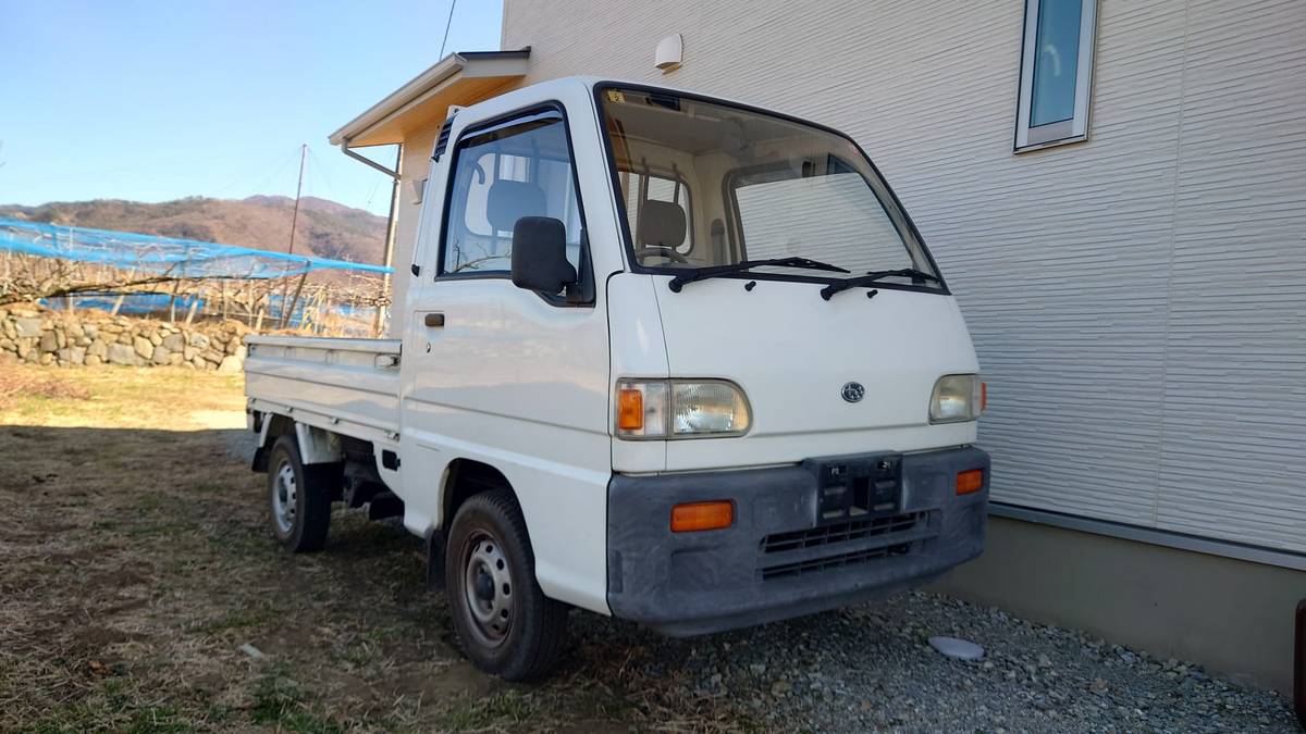 Subaru-sambar-1995-white