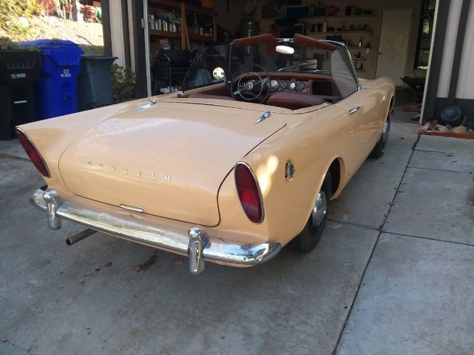 Sunbeam-Alpine-1963-Yellow-4