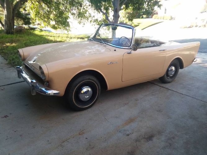 Sunbeam-Alpine-1963-Yellow-5
