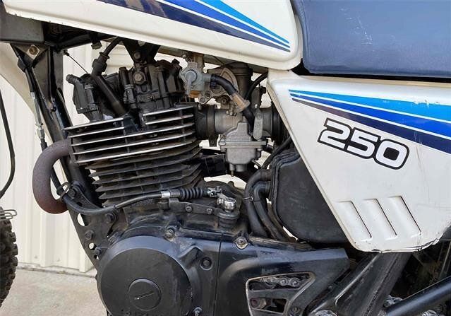 Suzuki-Other-1983