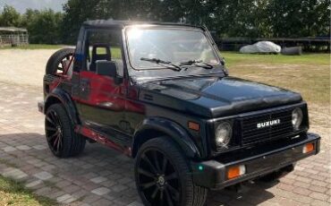 Suzuki-Samurai-1988-Black-Black-11