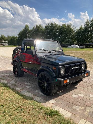 Suzuki-Samurai-1988-Black-Black-11