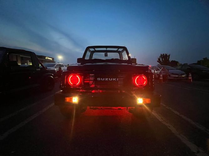 Suzuki-Samurai-1988-Black-Black-3