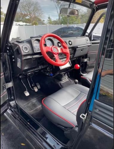 Suzuki-Samurai-1988-Black-Black-7
