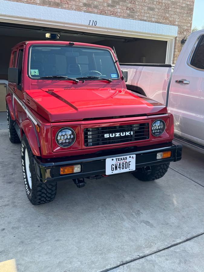Suzuki-Samurai-hard-top-1991-red-1