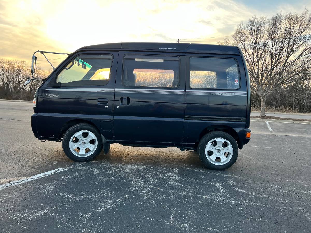 Suzuki-every-van-1992-blue-1