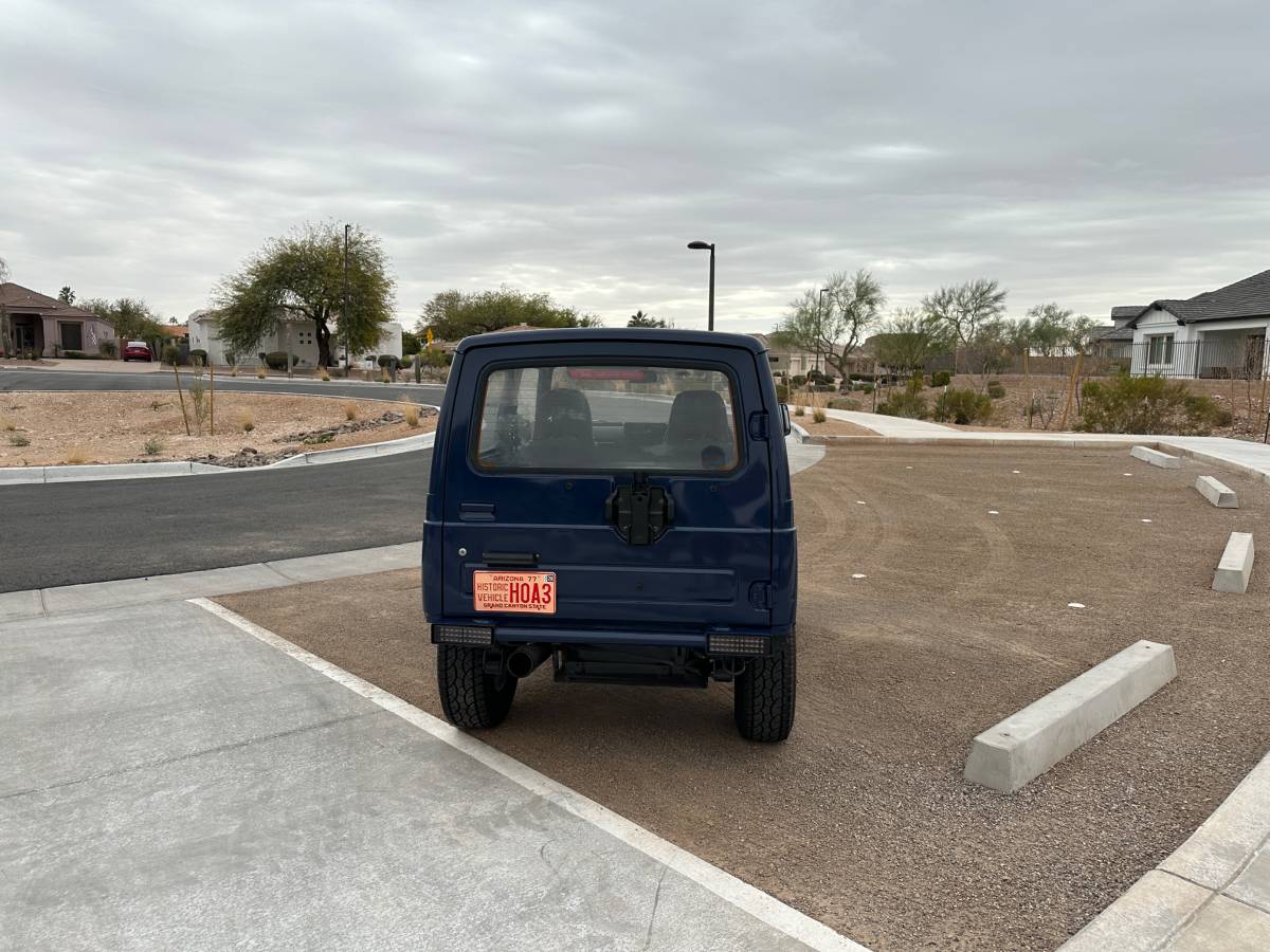 Suzuki-jimny-1988-custom-12