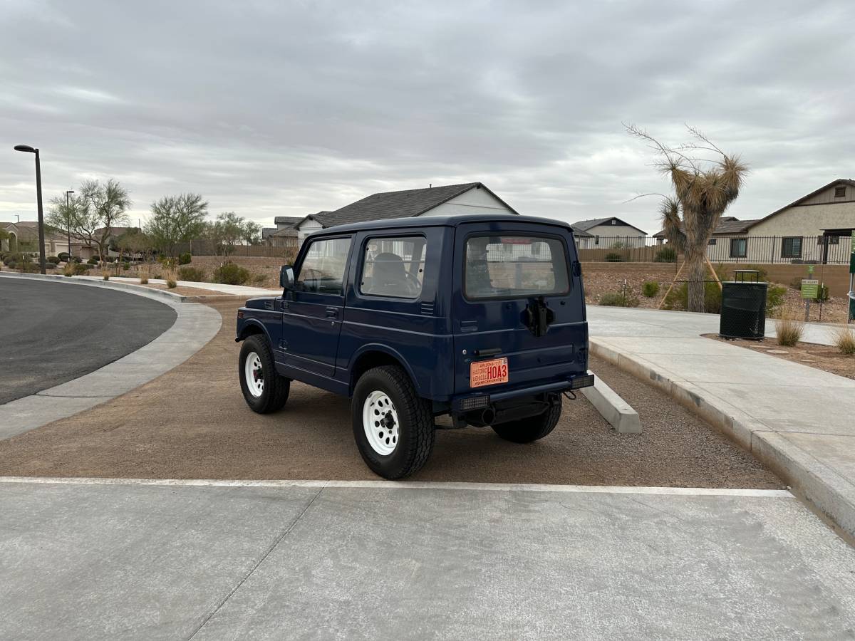Suzuki-jimny-1988-custom-13