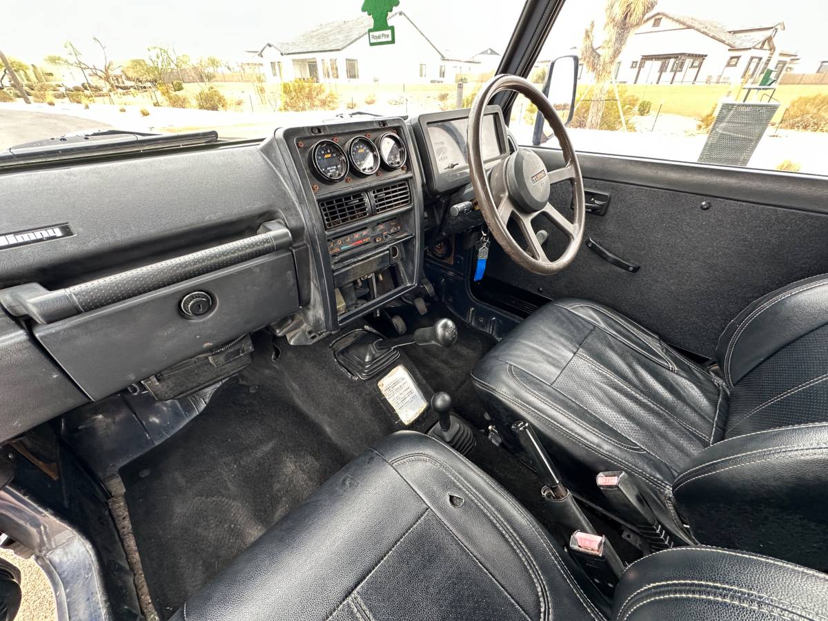 Suzuki-jimny-1988-custom-21