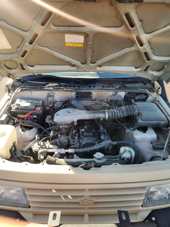 Suzuki-sidekick-1989-custom-11