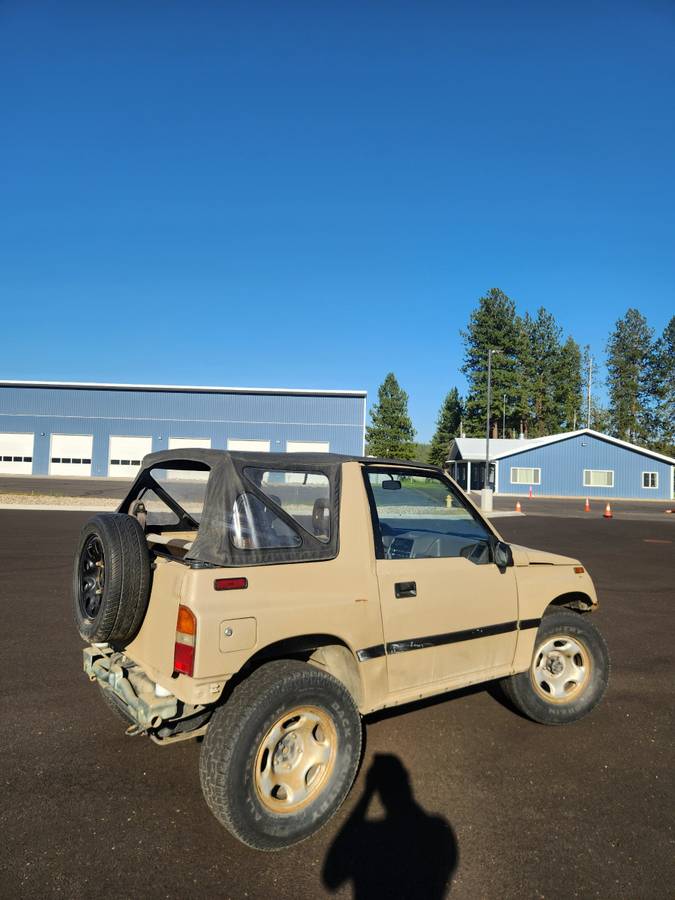Suzuki-sidekick-1989-custom-3