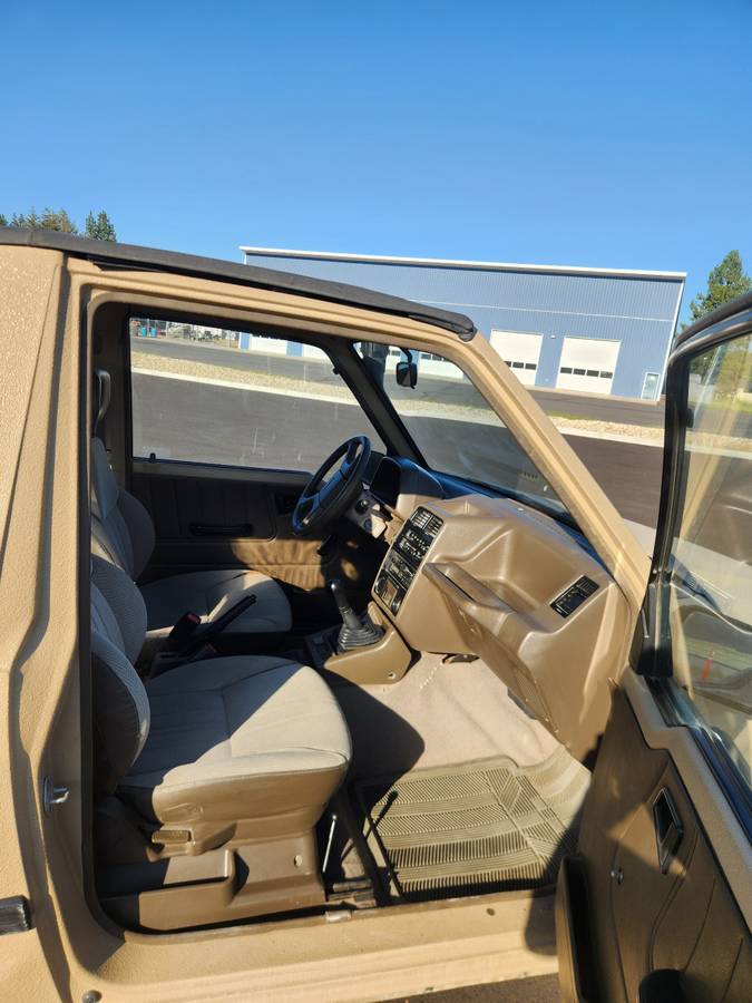 Suzuki-sidekick-1989-custom-8