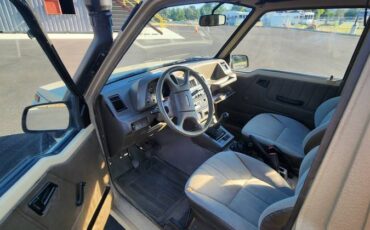 Suzuki-sidekick-1989-custom-9