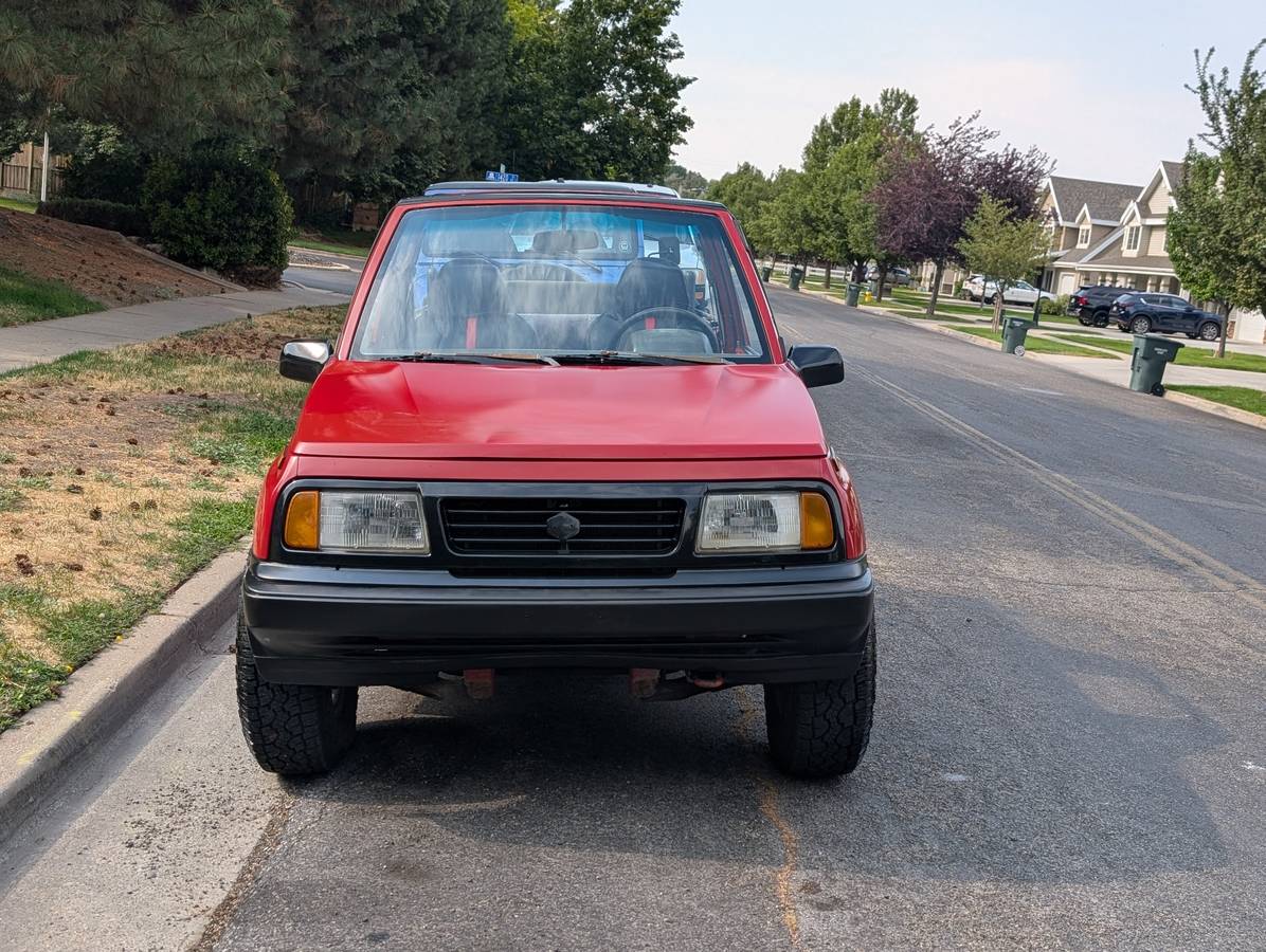 Suzuki-sidekick-1989-red-2