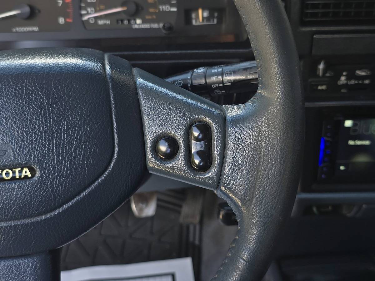 Toyota-4-runner-1991-blue-14