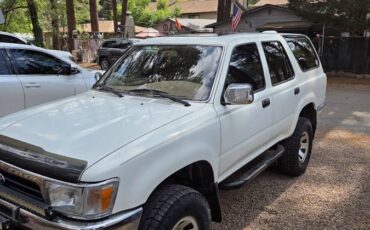 Toyota-4-runner-sr5-1994-white-3