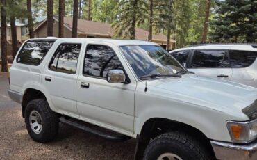 Toyota-4-runner-sr5-1994-white