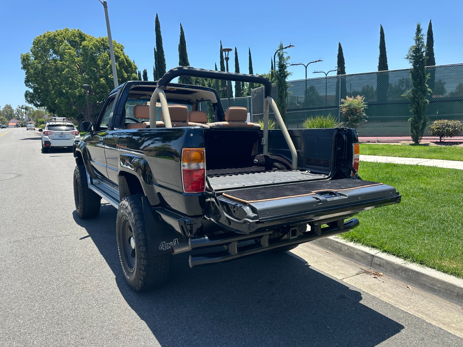 Toyota-4Runner-1986-SUV-11