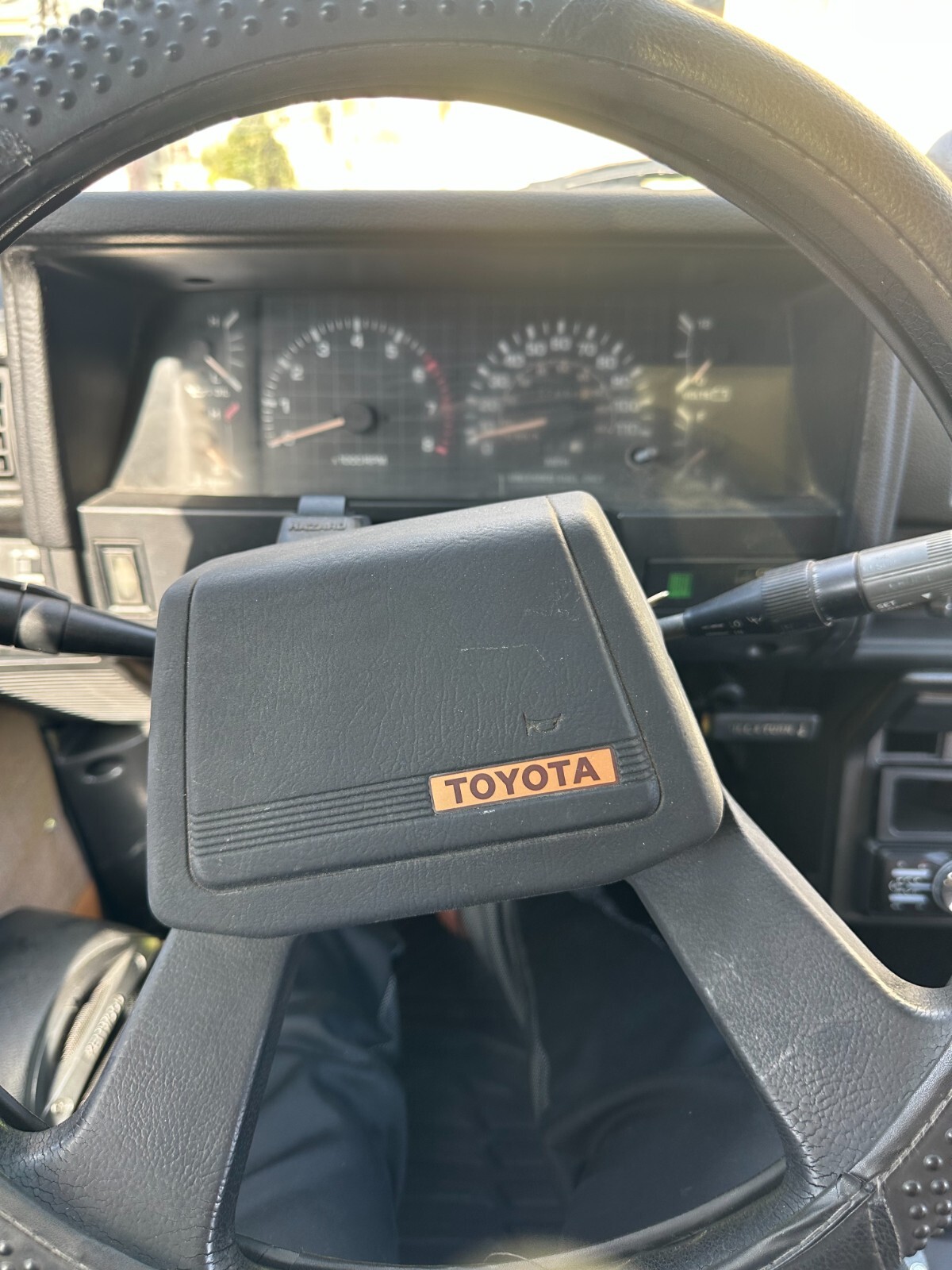 Toyota-4Runner-1986-SUV-21