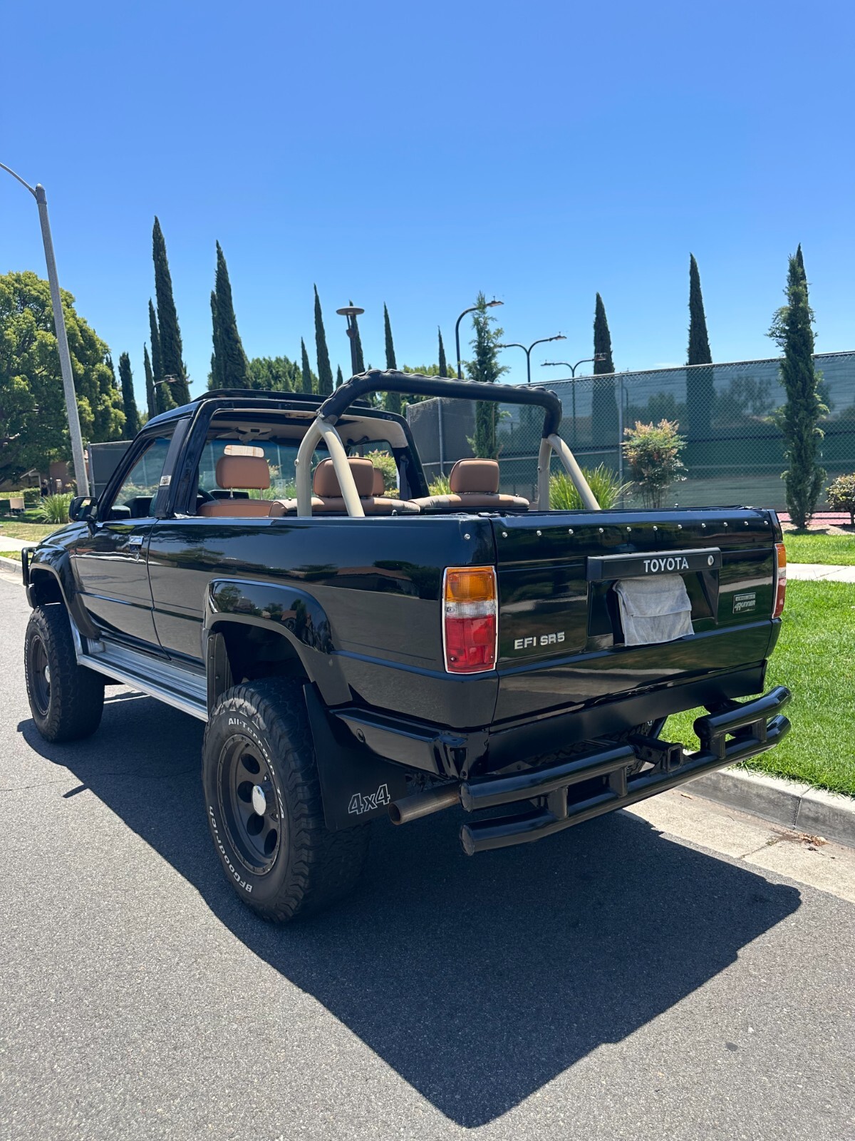 Toyota-4Runner-1986-SUV-9