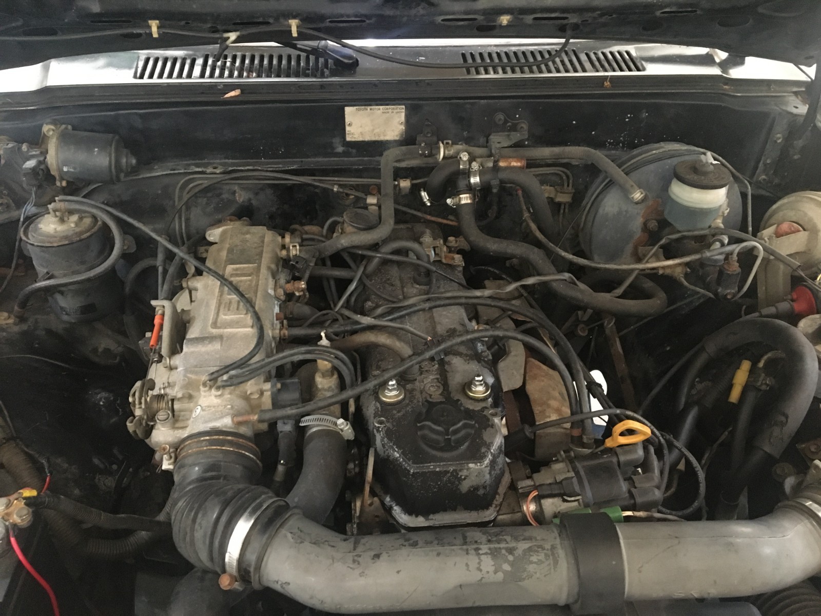 Toyota-4Runner-1987-SUV-11