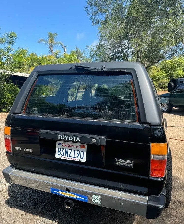 Toyota-4Runner-1987-SUV-3