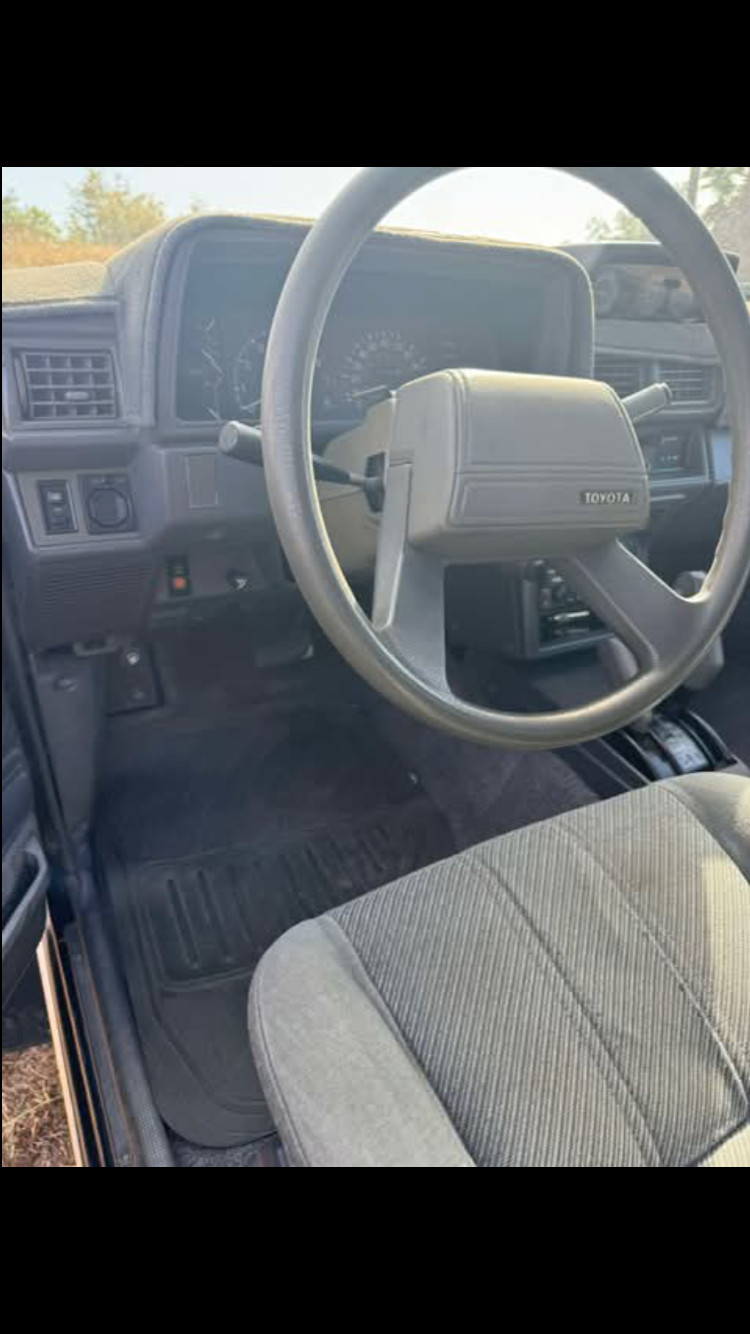 Toyota-4Runner-1987-SUV-7