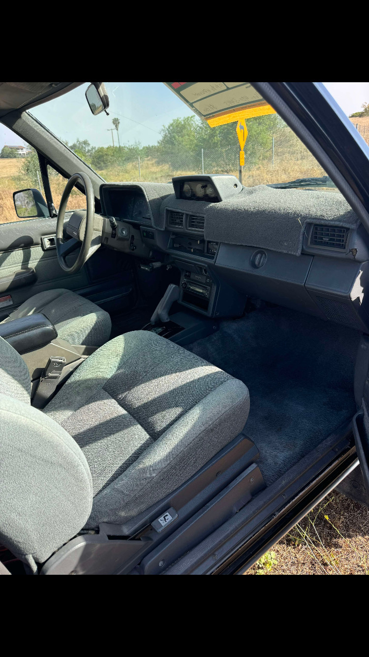 Toyota-4Runner-1987-SUV-9