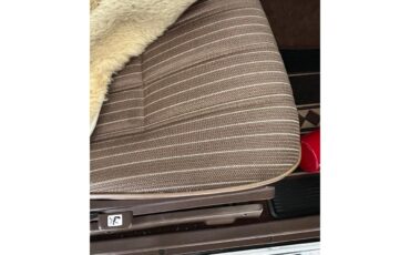 Toyota-4runner-1984-White-Beige-10