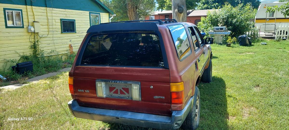 Toyota-4runner-1990-red-11