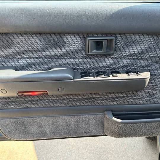 Toyota-4runner-1993-grey-17
