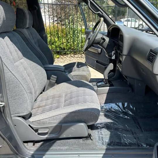 Toyota-4runner-1993-grey-7