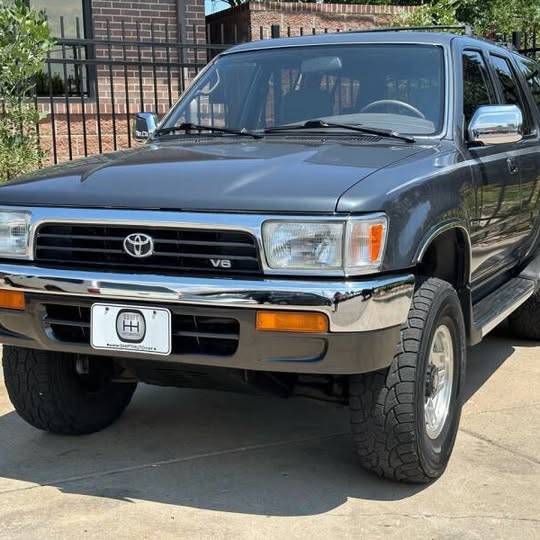 Toyota-4runner-1993-grey