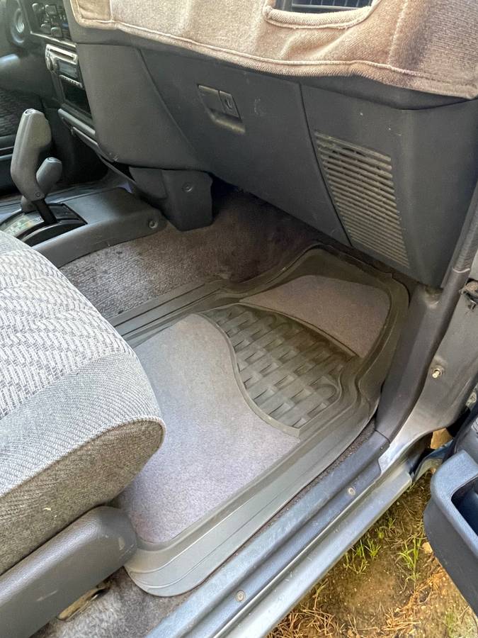 Toyota-4runner-1995-10