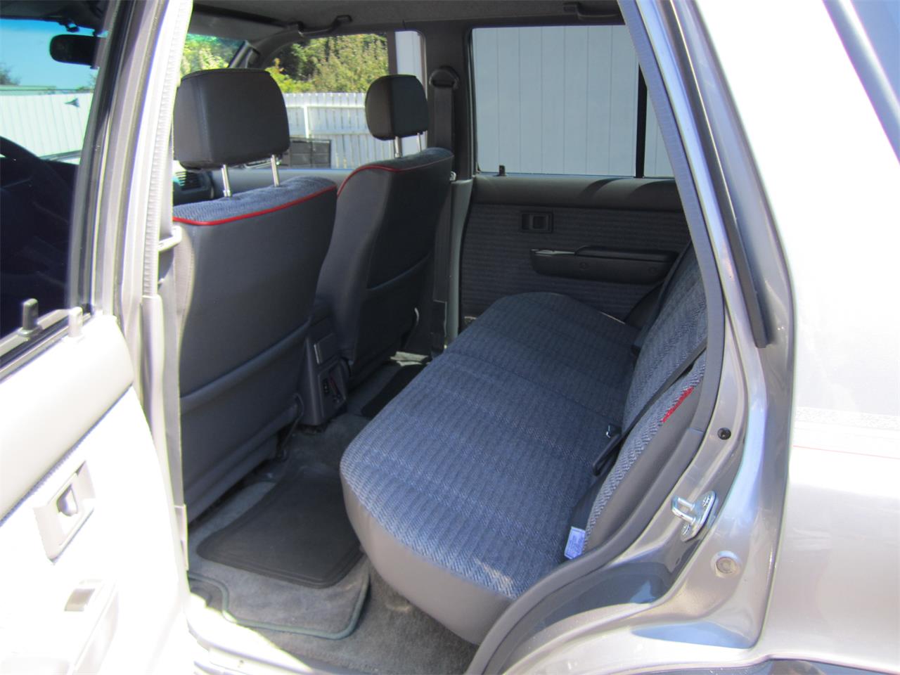 Toyota-4runner-1995-pewer-pearl-gray-34